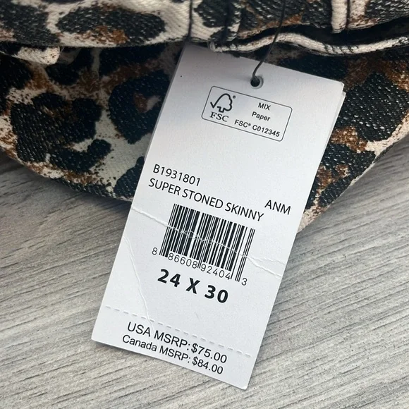 Women’s Volcom Leopard Animal Print Skinny Jeans - Picture 6 of 6